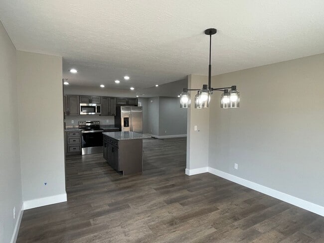 Building Photo - NEW CONSTRUCTION 3 Bed 2 Bath FOR RENT in Waynesville