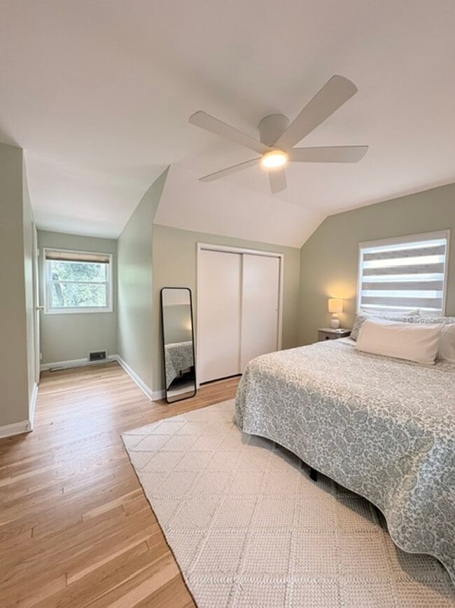 Building Photo - 13520 Grenoble Dr