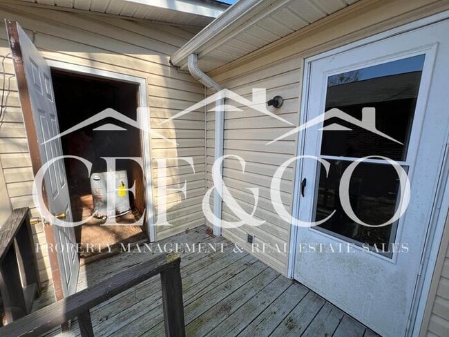 Building Photo - 22-B Rachel Ct