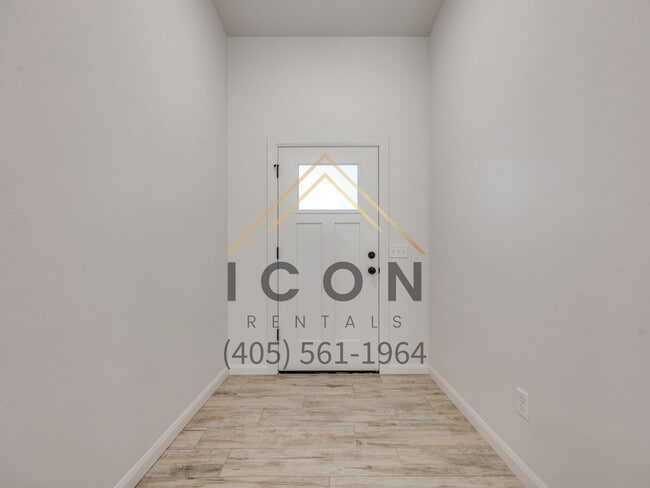 Building Photo - 5108 SE 85th St