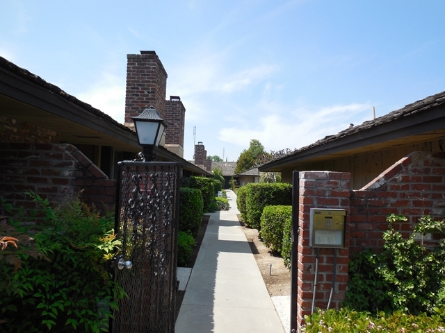 Building Photo - Del Mar North Apartments