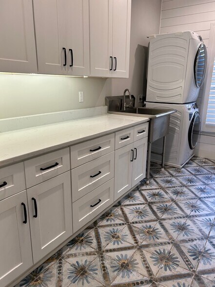 Building Photo - 42 Beech Tree Ln