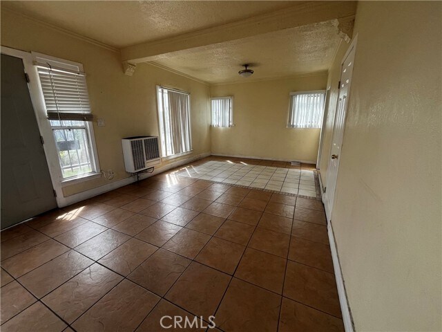 Building Photo - 6325 S Figueroa St