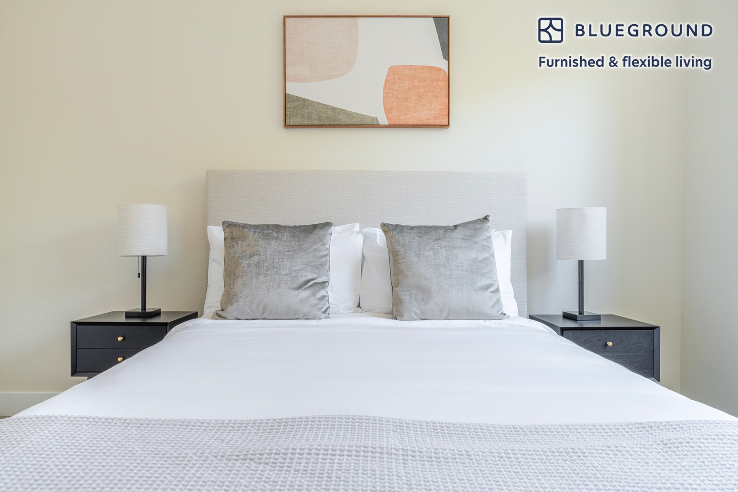 Building Photo - 1501 W Howard Ln