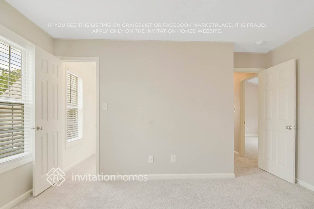 Building Photo - 2724 Golden Amber Ct