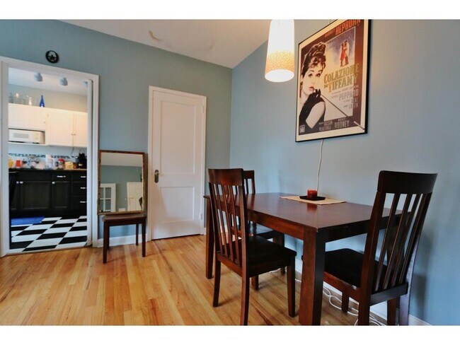 Building Photo - 3124 W Bde Maka Ska Blvd