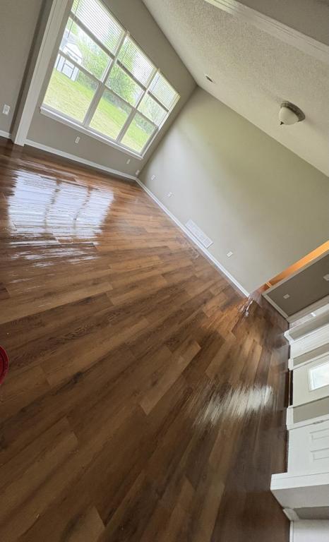 Building Photo - 205 E Broadway St