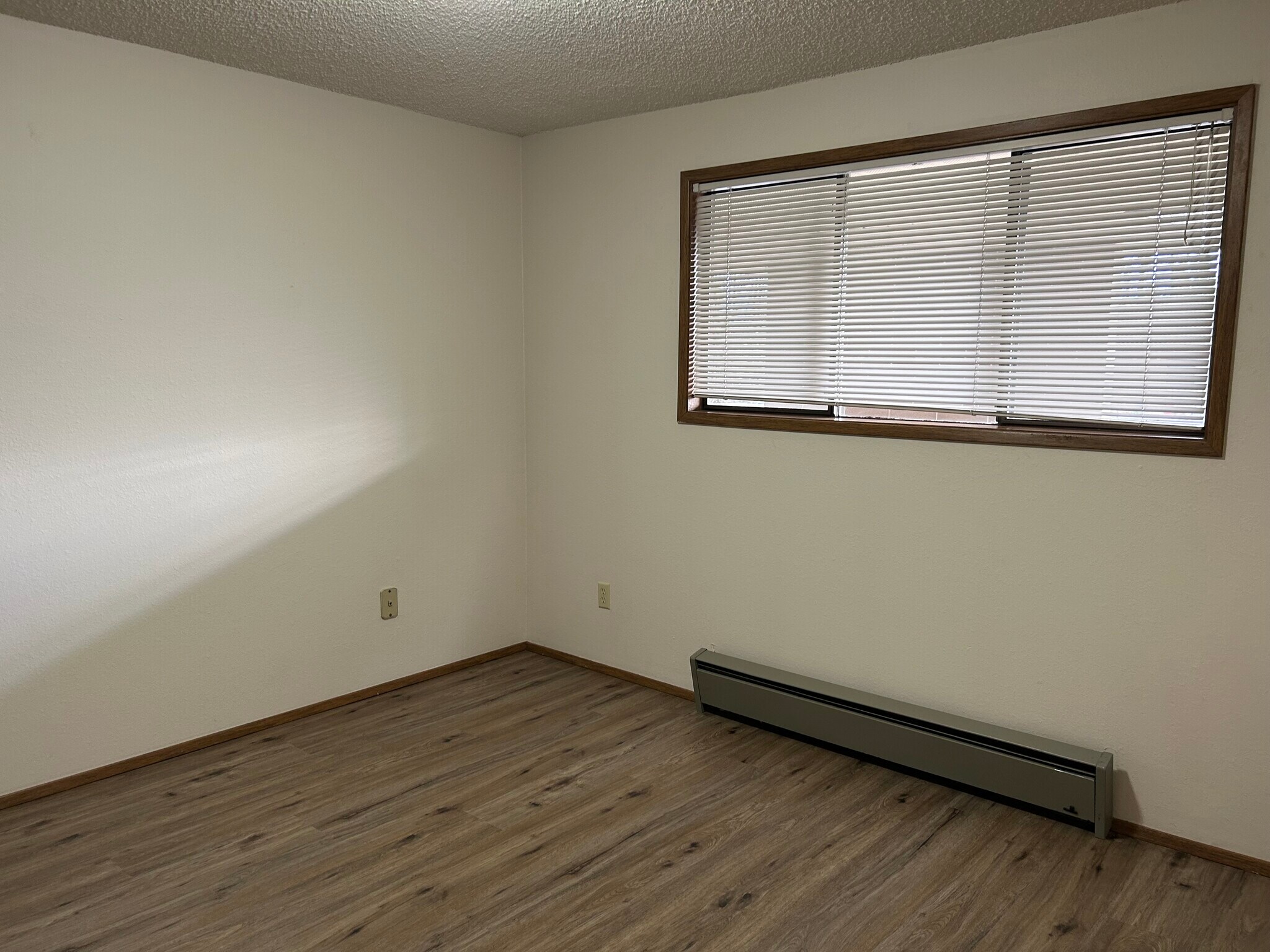 Building Photo - 107 La Villa Dr