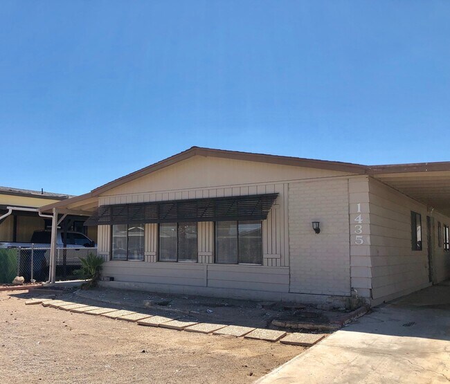 Building Photo - Spacious 2 Bedroom 2 Bath Home near River!
