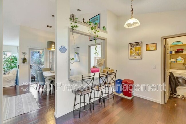 Building Photo - 1110 Oceanview Rd