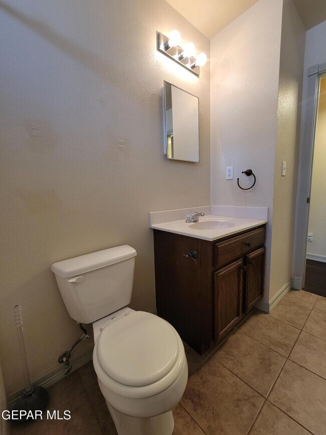 Building Photo - 14267 Pacific Point Dr