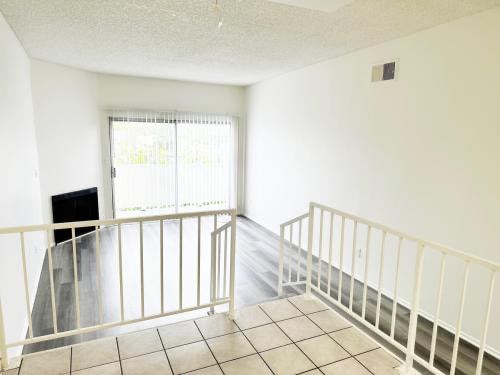 Building Photo - 14805 Magnolia Blvd