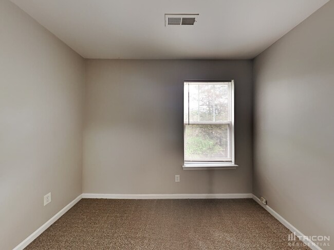 Building Photo - 4406 Cochran Farm Ln