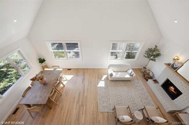 Building Photo - 535 Birch Ln