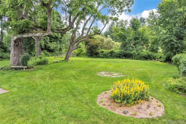 Building Photo - 115 Turk Hill Rd