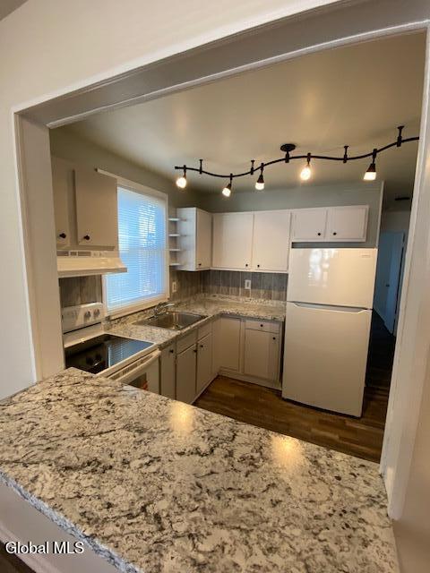 Building Photo - 70 Osborne St