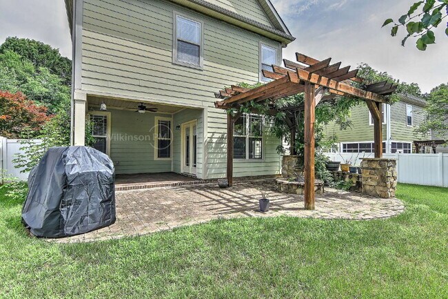 Building Photo - Charming 3-Bedroom in Arbor Croft with Out...