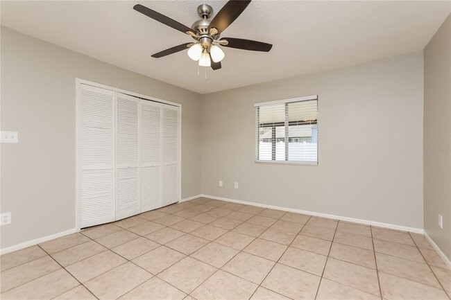 Building Photo - 1815 Prairie Lake Blvd