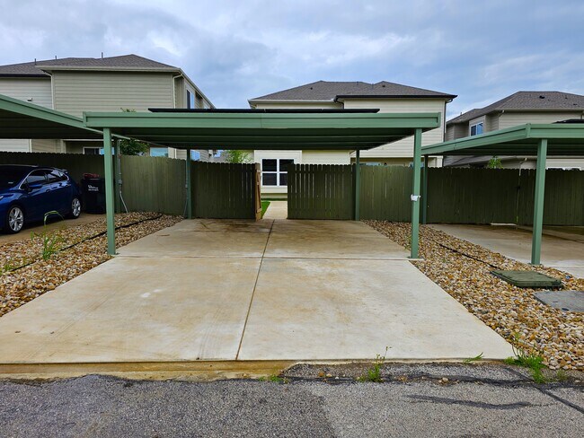 Building Photo - 9612 Whisper Willow Blvd