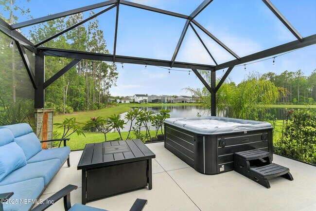 Building Photo - 105 Meadow Creek Dr