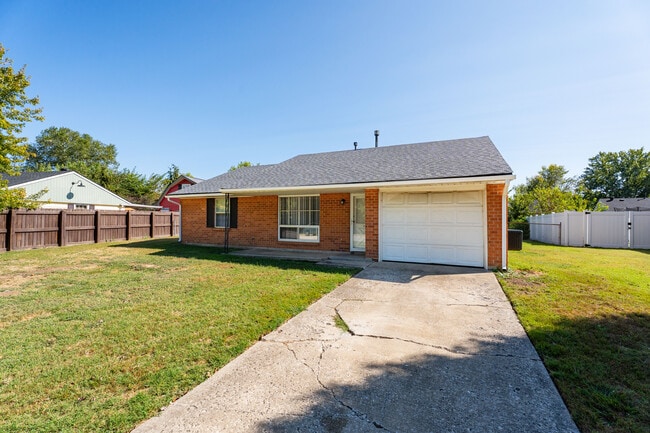 Building Photo - 2248 Boarman Dr