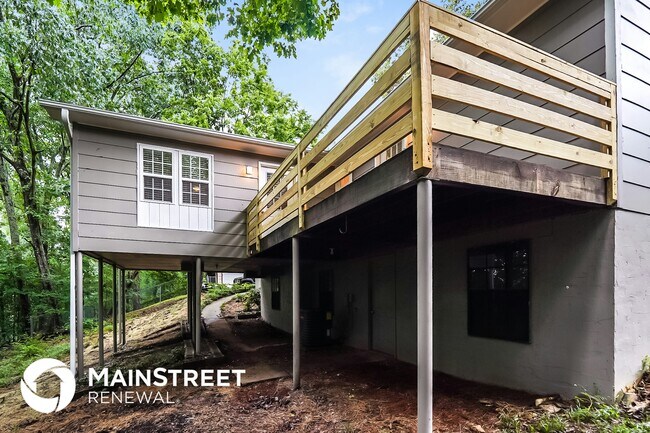 Building Photo - 18 Moonglow Dr