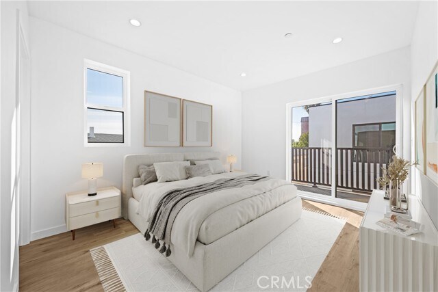 Building Photo - 1340 N Kingsley Dr