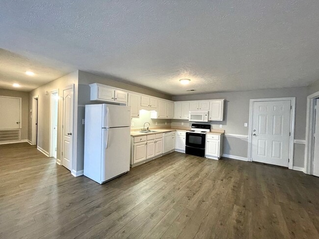 Building Photo - 00509