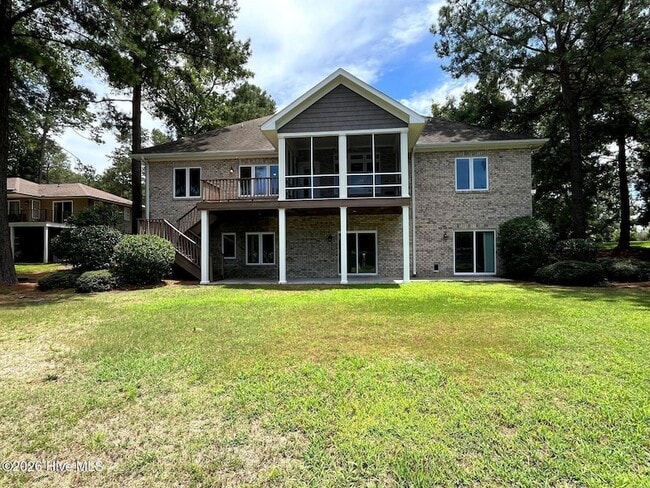 Building Photo - 110 Josephs Point