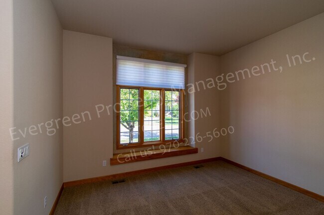 Building Photo - 3775 Sandy Shore Ln