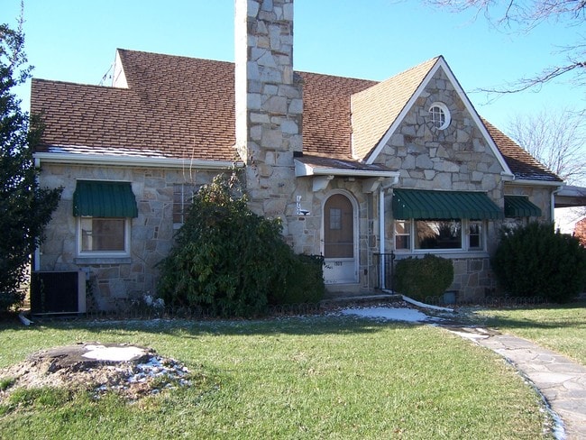 Building Photo - 1909 Baltimore Pike
