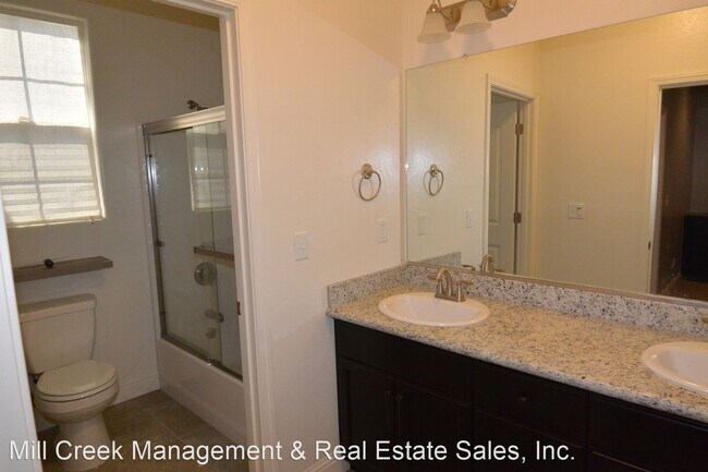 Building Photo - 4 br, 3 bath House - 2618 W. Sady