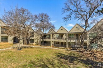 Building Photo - 1514 Parker Ln