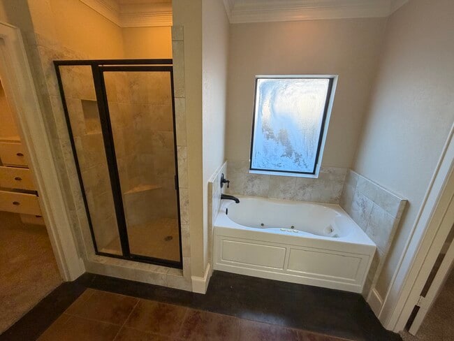 Building Photo - 1019 Stagecoach Bend