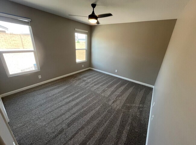 Building Photo - 8530 W Millerton Way
