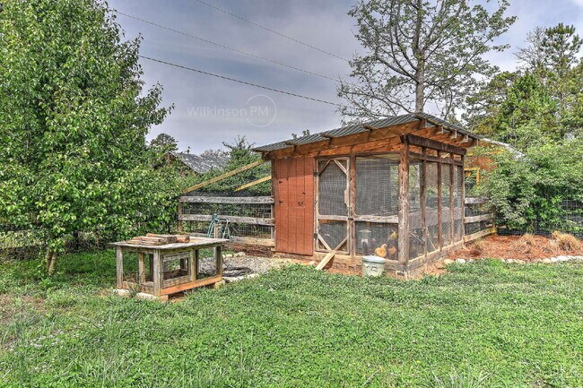 Building Photo - One of the Finest Fully-Furnished Luxury Estates in Marvin, "Architectural Digest" Caliber, for t...