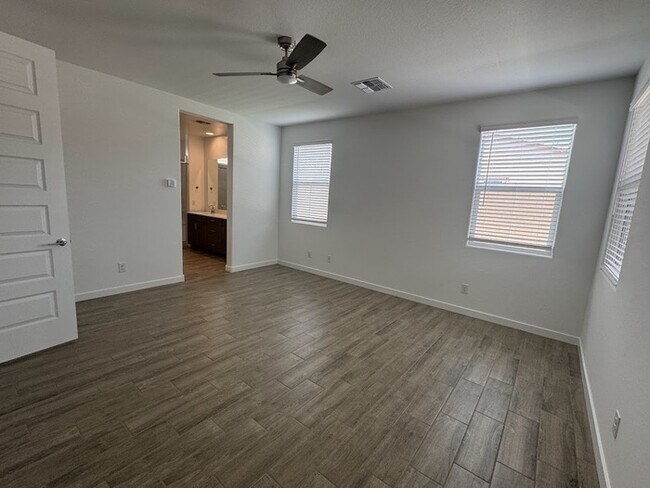 Building Photo - East Mesa New 4-bedroom