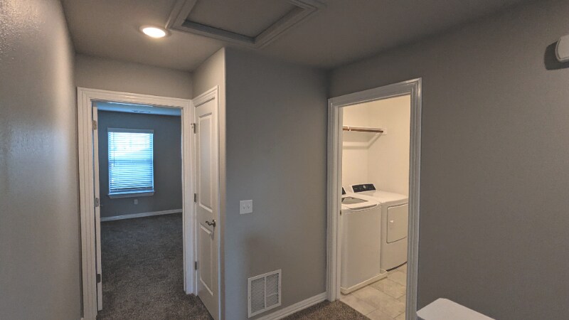 Building Photo - 2649 S Kilimanjaro Way