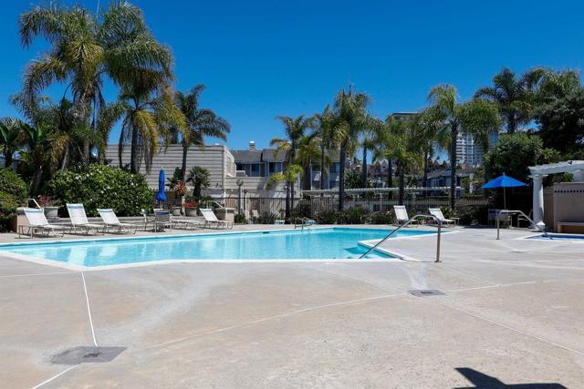 Building Photo - 3976 Nobel Dr