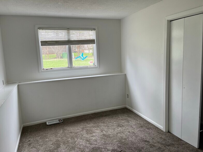 Building Photo - 4161 119th Ave NW
