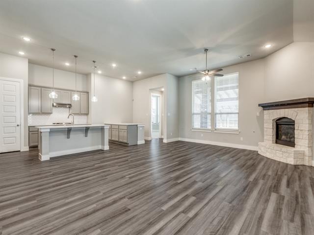 Building Photo - 2113 Terry Ave