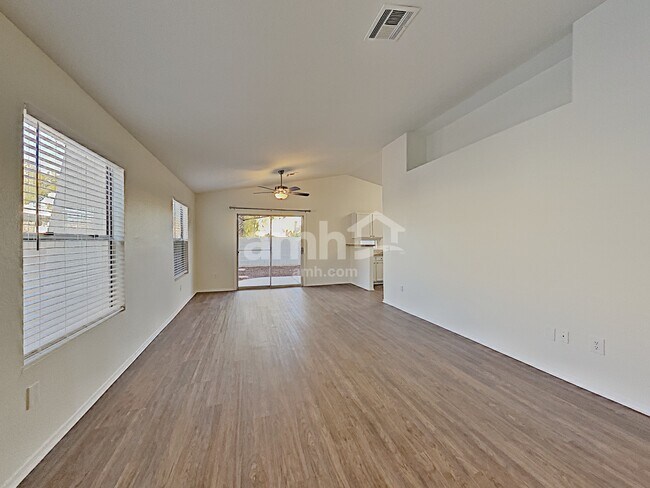 Building Photo - 1508 Meteorite Cir