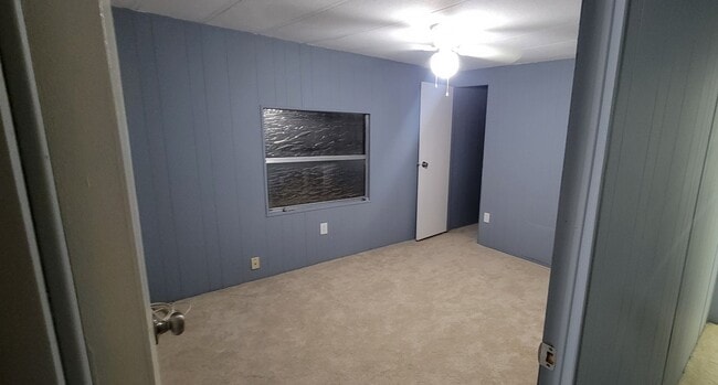 Building Photo - 10906 Olivewood Ln