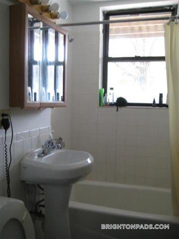 Building Photo - 23 Egremont Rd