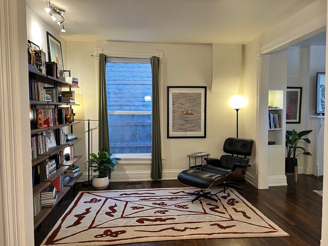 Building Photo - Charming 3 Bed 2 Bath Home in LoHi