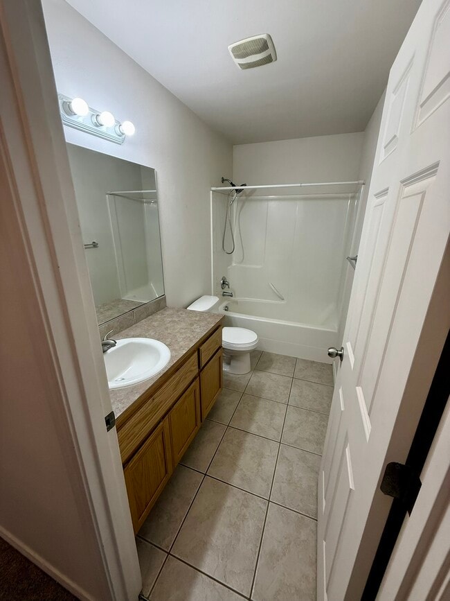 Upstairs Bathroom - 440B Laguna Dr
