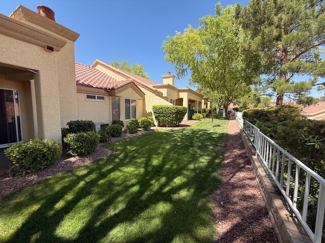 Building Photo - 9028 Starmount Dr