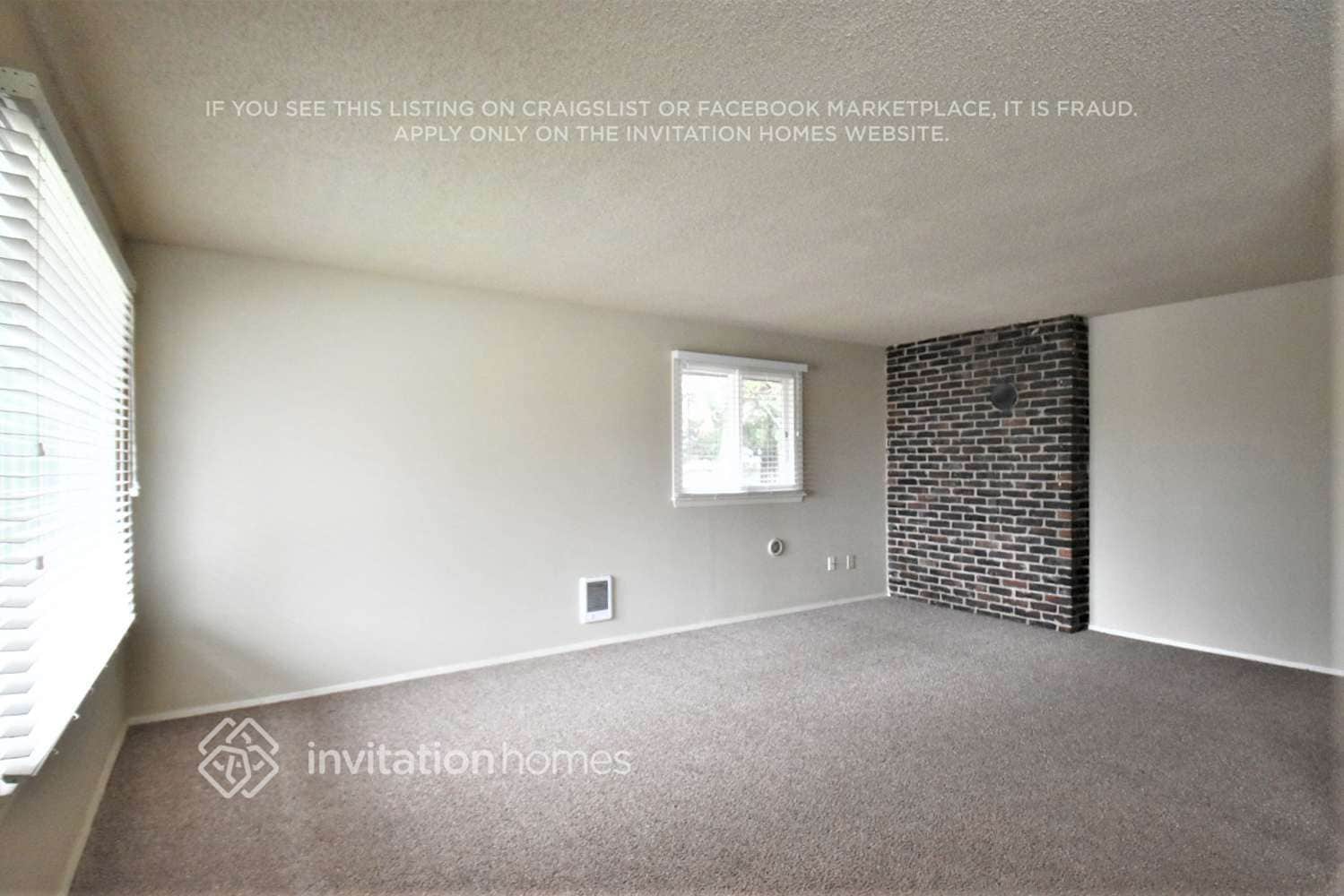 Building Photo - 13002 23rd Ave S