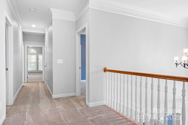 Building Photo - 20428 Marblehead Ct