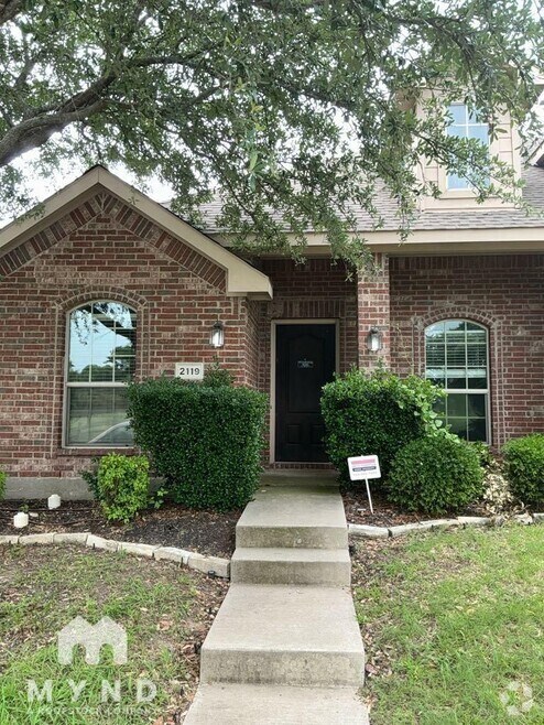 Building Photo - 2119 Colby Ln